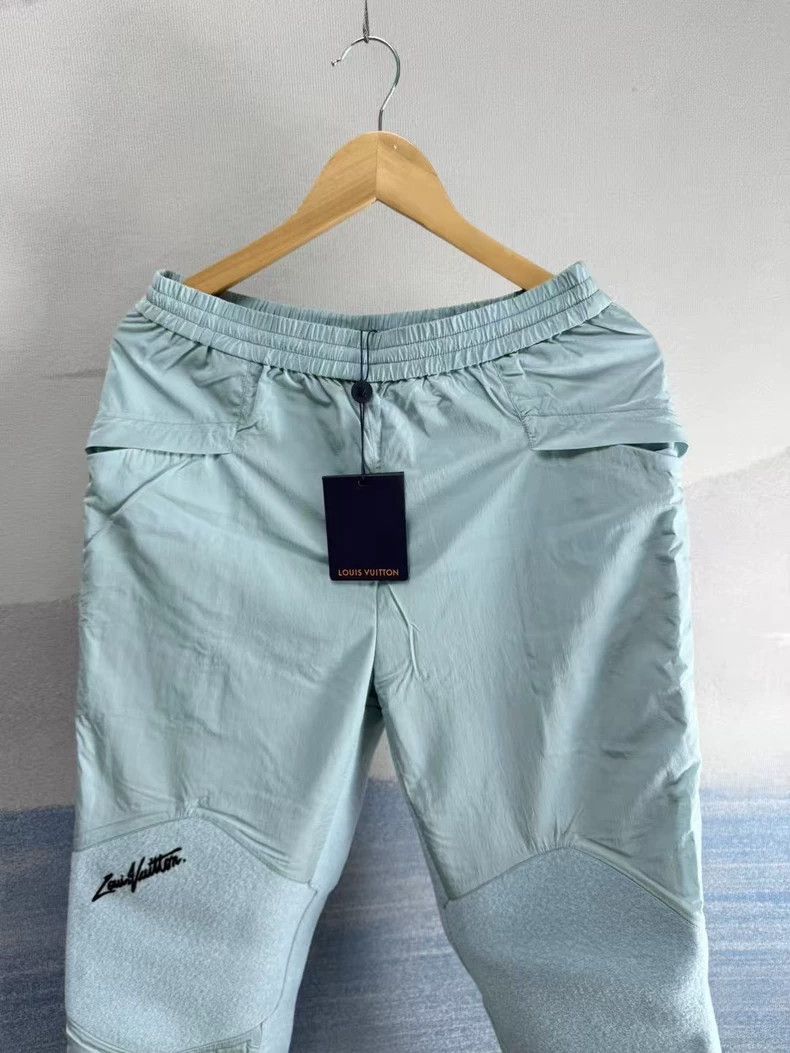 Louis Vuitton Louis Vuitton Light Blue Embroidered Pants Size US 26 / EU 42 - 2 Thumbnail