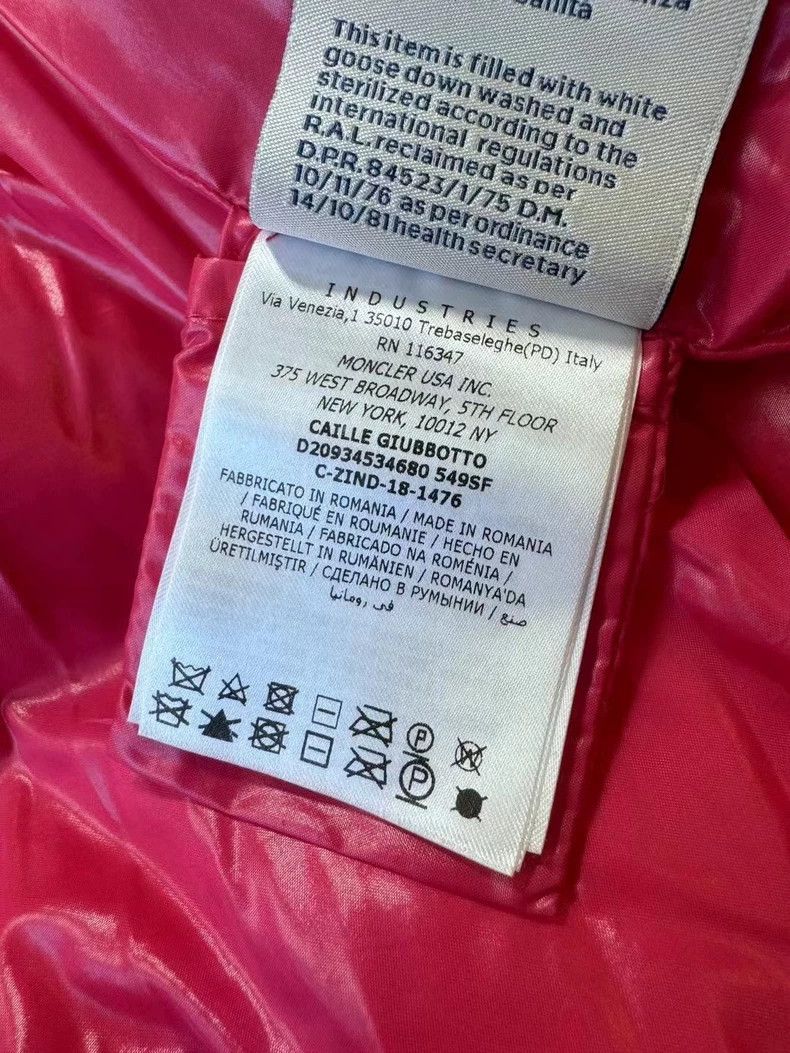Moncler Moncler Velvet Down Jacket in Bright Pink Size US M / EU 48-50 / 2 - 5 Thumbnail