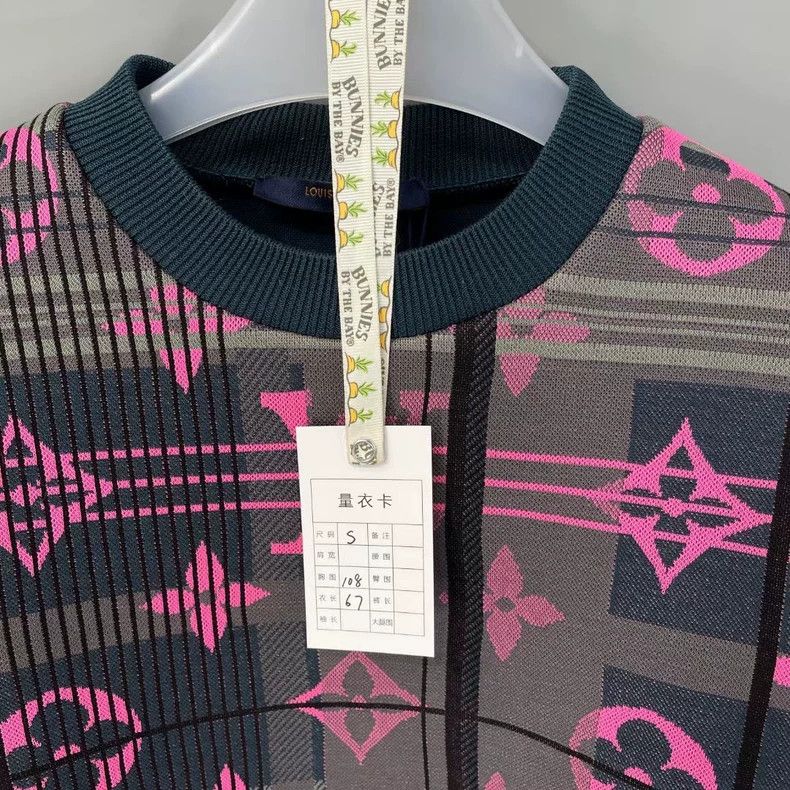 Louis Vuitton Louis Vuitton Gray Pink Printed Sweatshirt Size US S / EU 44-46 / 1 - 6 Thumbnail