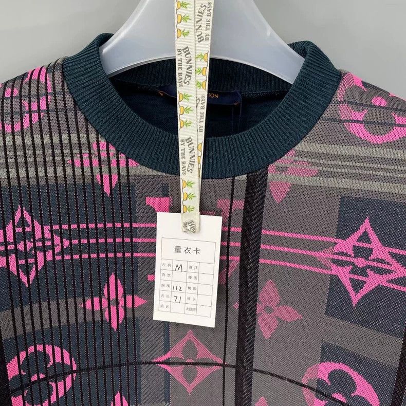 Louis Vuitton Louis Vuitton Gray Pink Printed Sweatshirt Size US S / EU 44-46 / 1 - 8 Thumbnail