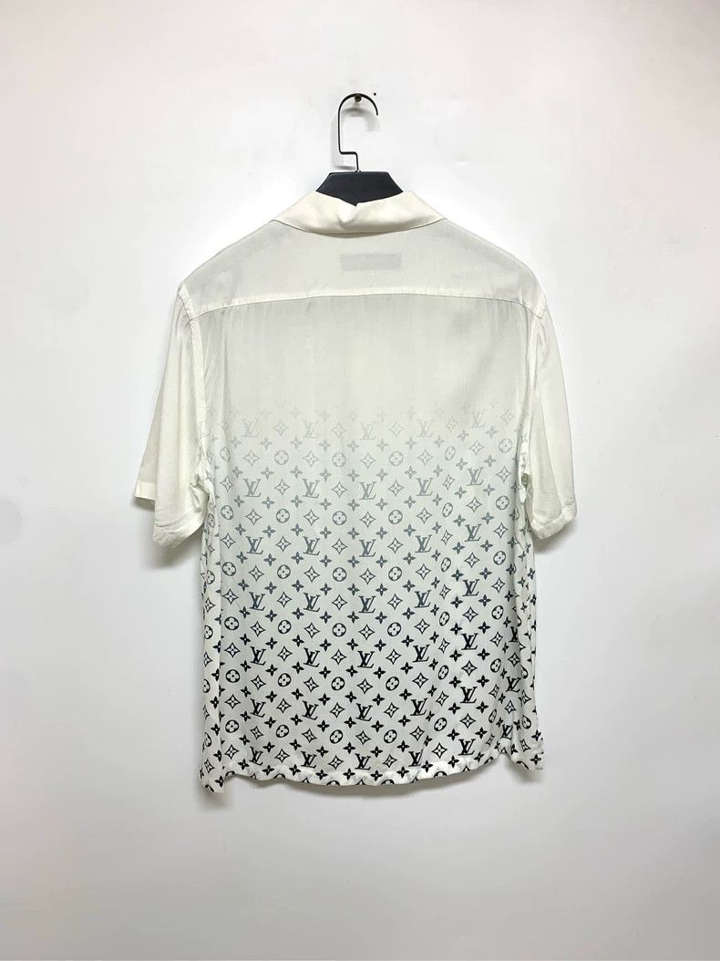 Louis Vuitton Louis Vuitton Short Sleeve Cardigan by Fujiwara Size US L / EU 52-54 / 3 - 2 Thumbnail