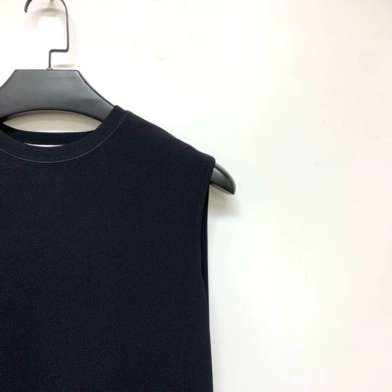 Valentino Valentino Black Sleeveless Top for Women Size US S / EU 44-46 / 1 - 8 Thumbnail