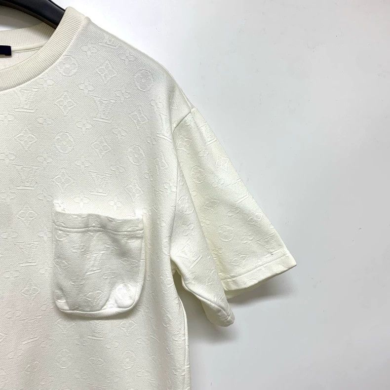 Louis Vuitton LV Louis Vuitton Short Sleeve T-Shirt XXL Size US XXL / EU 58 / 5 - 8 Thumbnail