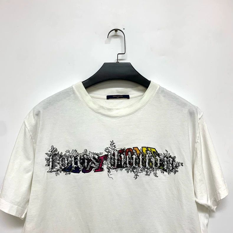 Louis Vuitton Louis Vuitton Short Sleeve T-Shirt XL Size Size US XL / EU 56 / 4 - 5 Thumbnail