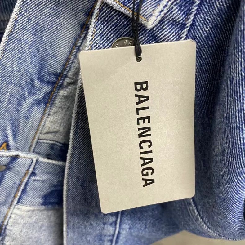 Balenciaga Balenciaga Blue Embroidered Denim Jacket Size 34 Size US S / EU 44-46 / 1 - 5 Thumbnail