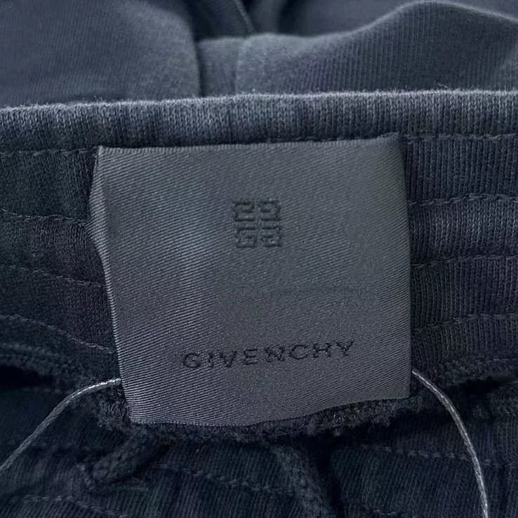 Givenchy GIVENCHY Logo Shorts in Black Color Size US 27 - 4 Thumbnail