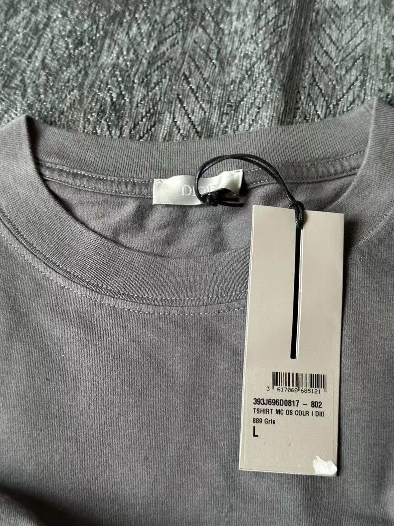 Dior Dior Short Sleeve Gray T-Shirt Size L Size US L / EU 52-54 / 3 - 3 Thumbnail