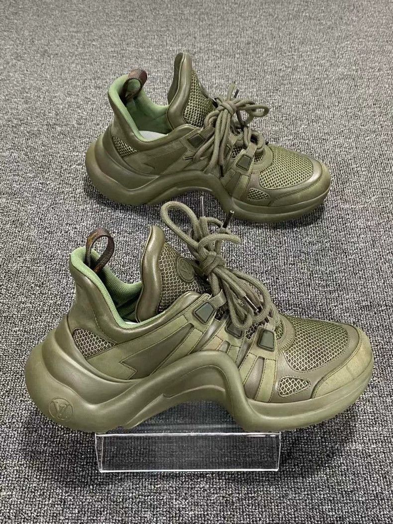 Louis Vuitton Louis Vuitton Sneakers in Olive Green Size US 7.5 / EU 40-41 - 4 Thumbnail