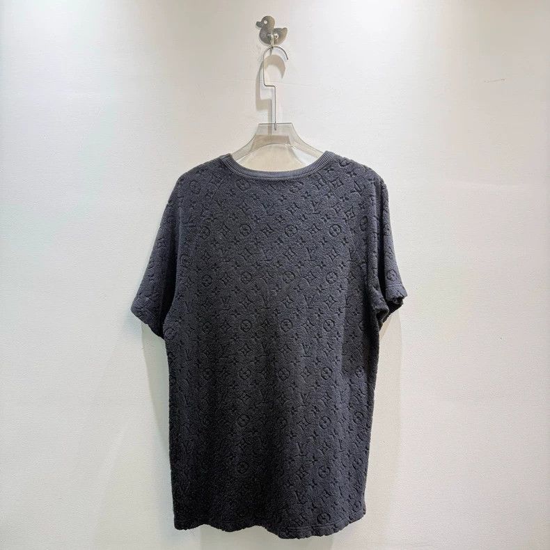 Louis Vuitton Louis Vuitton Logo Short Sleeve T-Shirt Size US S / EU 44-46 / 1 - 8 Thumbnail
