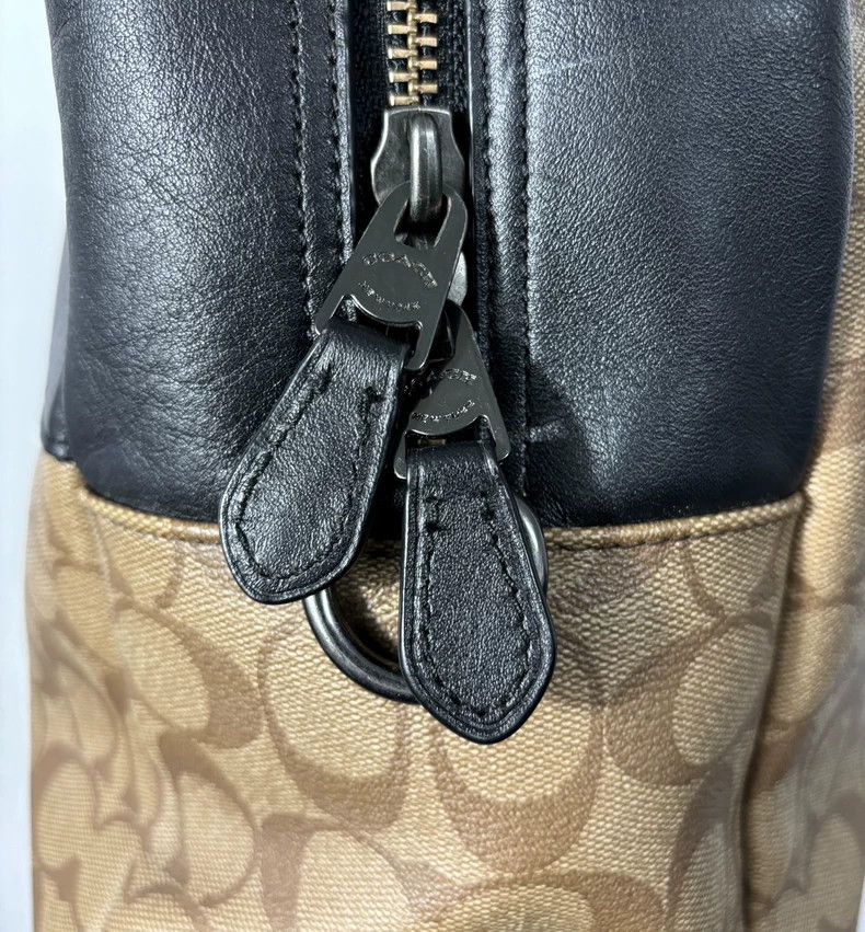 Louis Vuitton COACH Classic Boston Bag Travel Handbag Size ONE SIZE - 7 Thumbnail