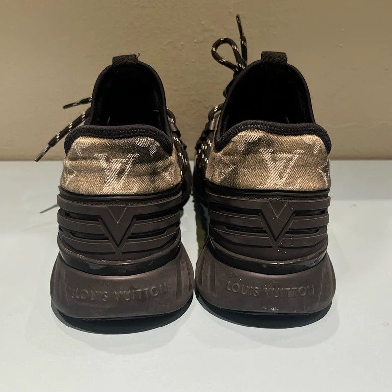 Louis Vuitton Louis Vuitton Black Low Top Fashion Sneakers Size US 6 / EU 39 - 4 Thumbnail