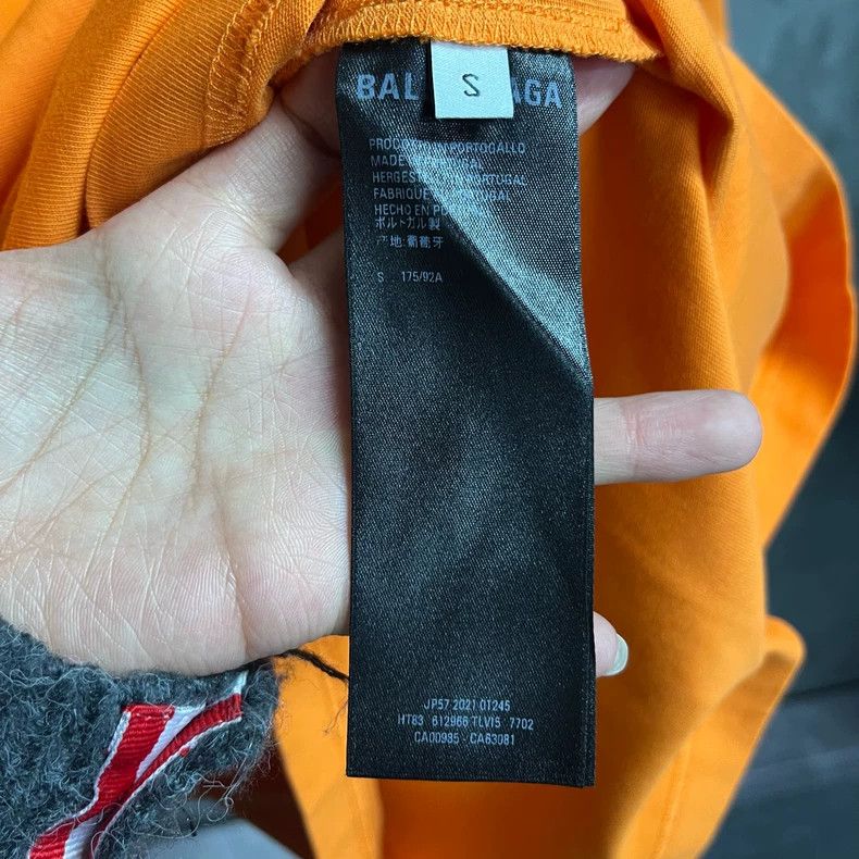 Balenciaga Balenciaga Orange Logo Graphic Short Sleeve Shirt Size US S / EU 44-46 / 1 - 5 Thumbnail