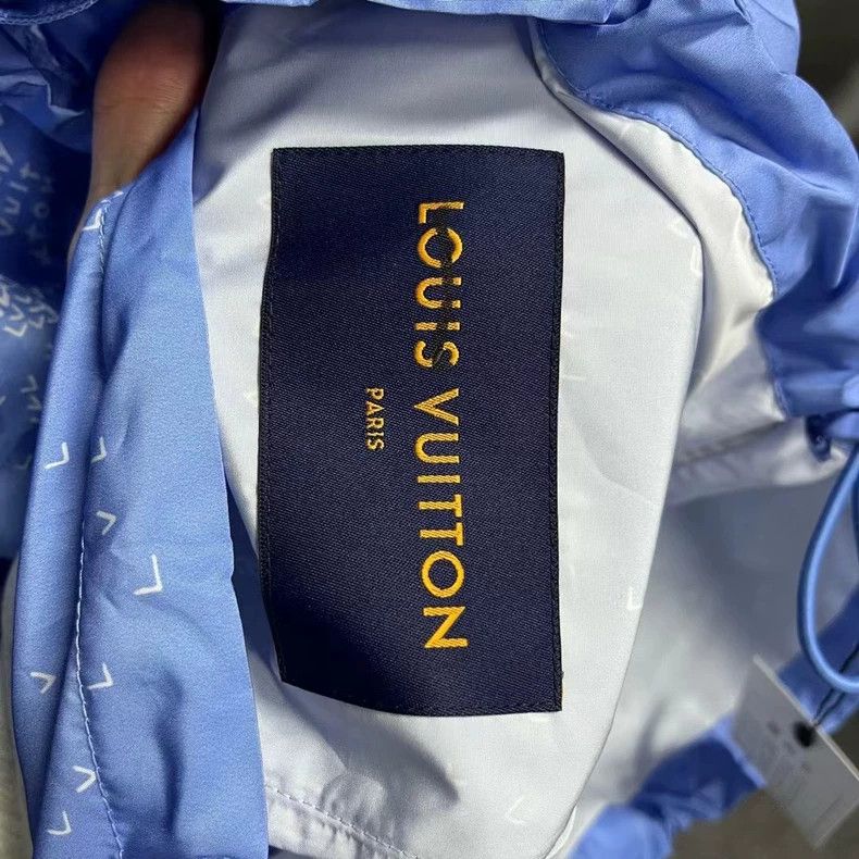 Louis Vuitton Louis Vuitton Blue Pattern Windbreaker Jacket Size US L / EU 52-54 / 3 - 4 Thumbnail
