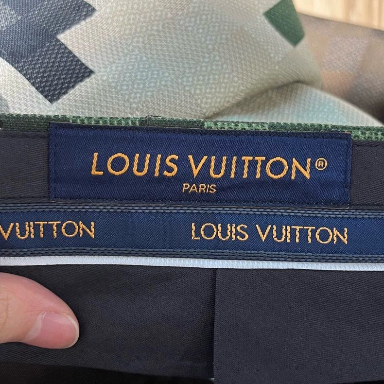 Louis Vuitton Louis Vuitton Camouflage Pattern Trousers Size 44 Size US 44 / EU 60 - 3 Thumbnail