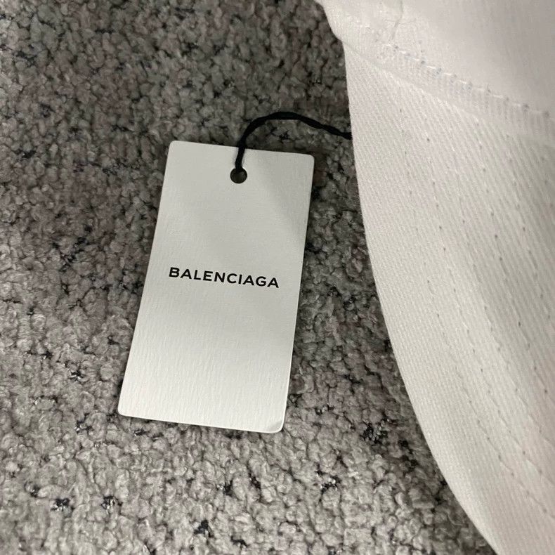 Balenciaga Balenciaga White Embroidered Logo Baseball Cap Size ONE SIZE - 3 Thumbnail