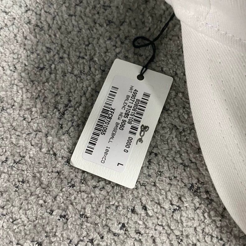 Balenciaga Balenciaga White Embroidered Logo Baseball Cap Size ONE SIZE - 4 Thumbnail