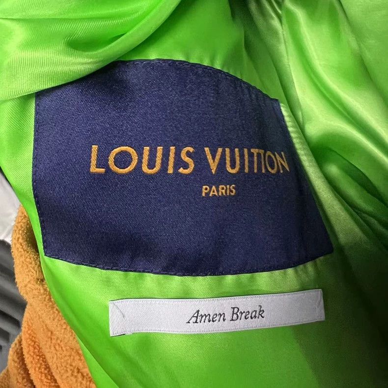Louis Vuitton Louis Vuitton Blue Gradient Baseball Jacket Size US L / EU 52-54 / 3 - 4 Thumbnail