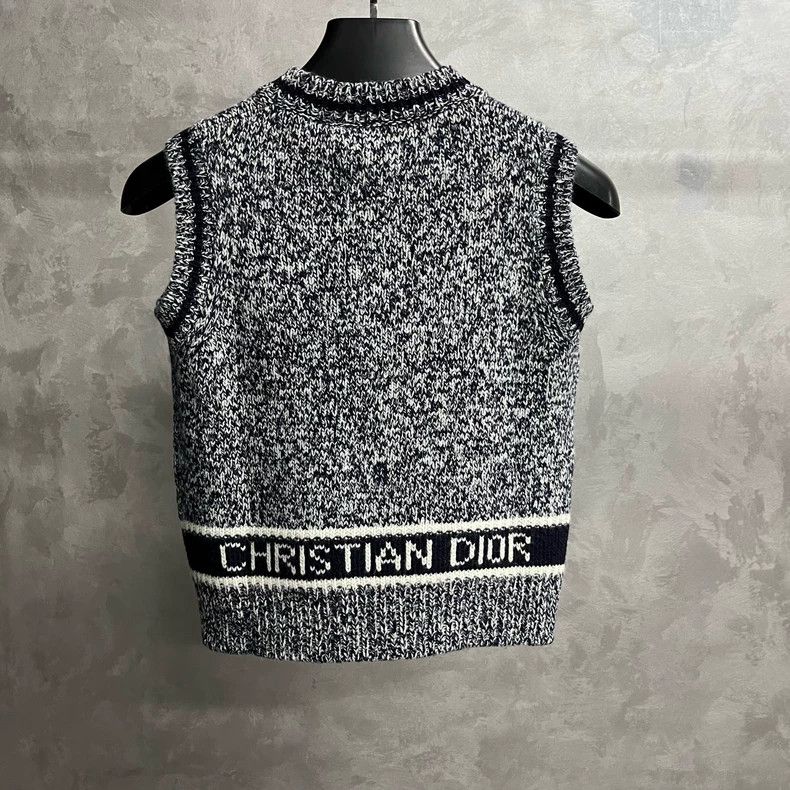 Dior Dior Gray Cashmere Sleeveless V-Neck Sweater Size US S / EU 44-46 / 1 - 6 Thumbnail