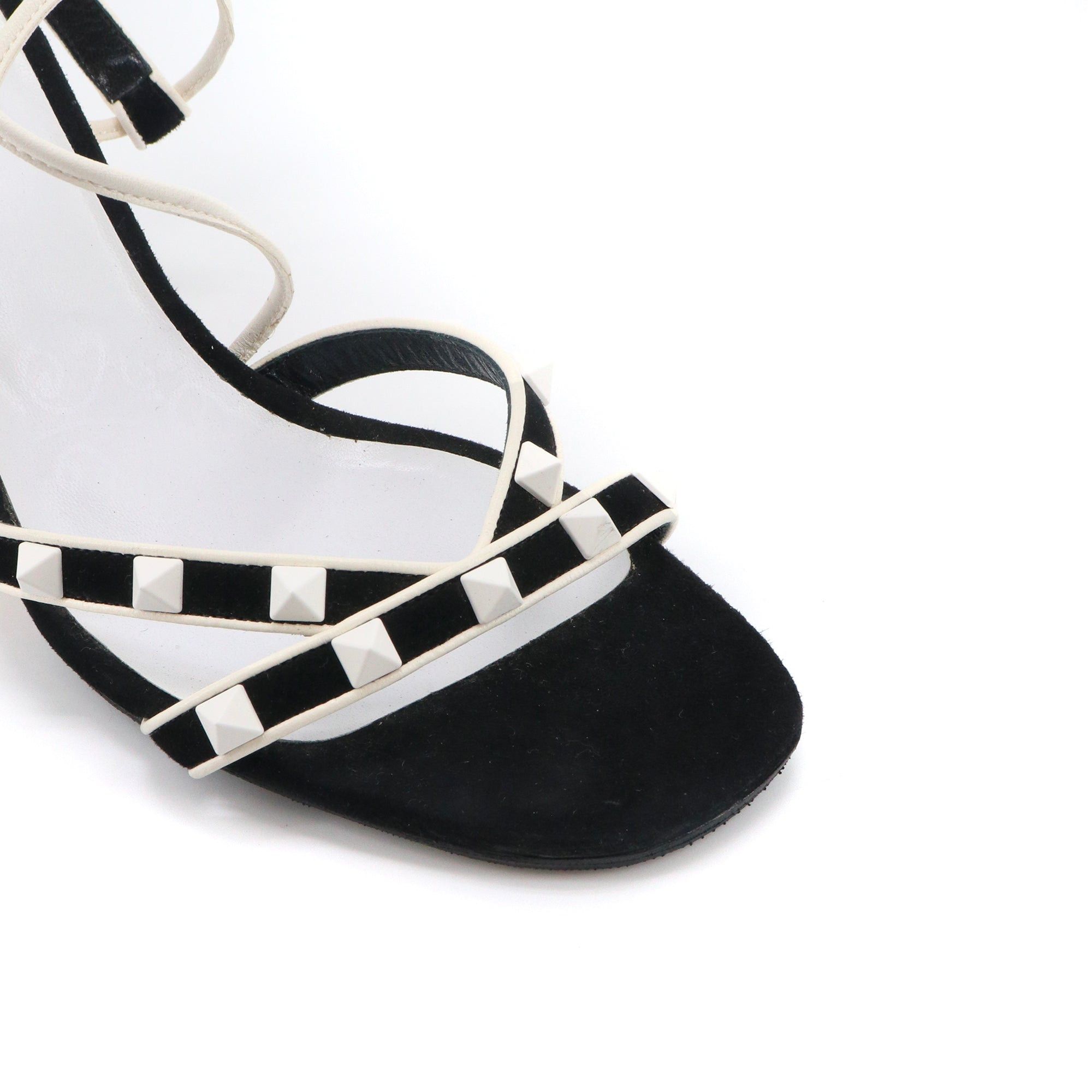Valentino VALENTINO - Valentino Rockstud heeled sandals in black suede (T40) Size US 9 / IT 39 - 5 Thumbnail