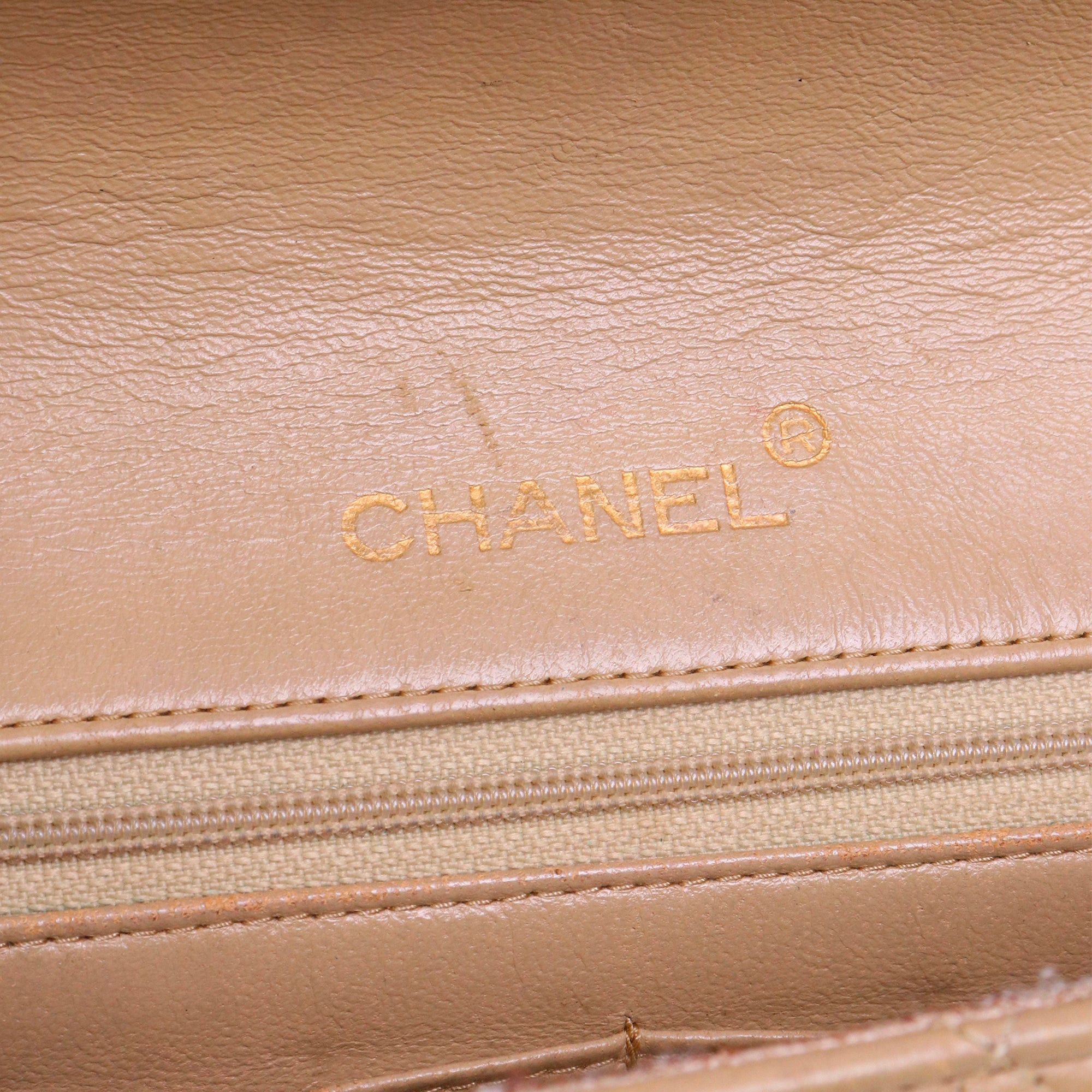 Chanel CHANEL - Chanel Classique/Timeless Full Flap handbag in vintage beige smooth leather Size ONE SIZE - 9 Thumbnail