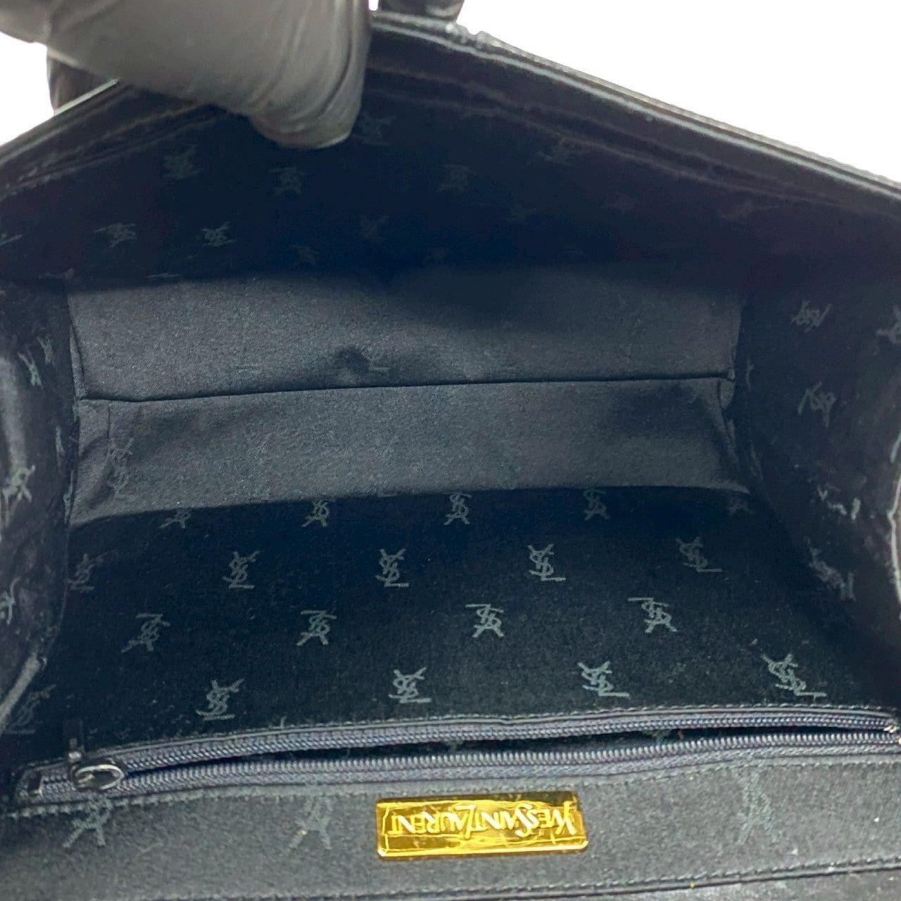 Yves Saint Laurent Yves Saint Laurent Handbag Black Leather Size ONE SIZE - 8 Thumbnail