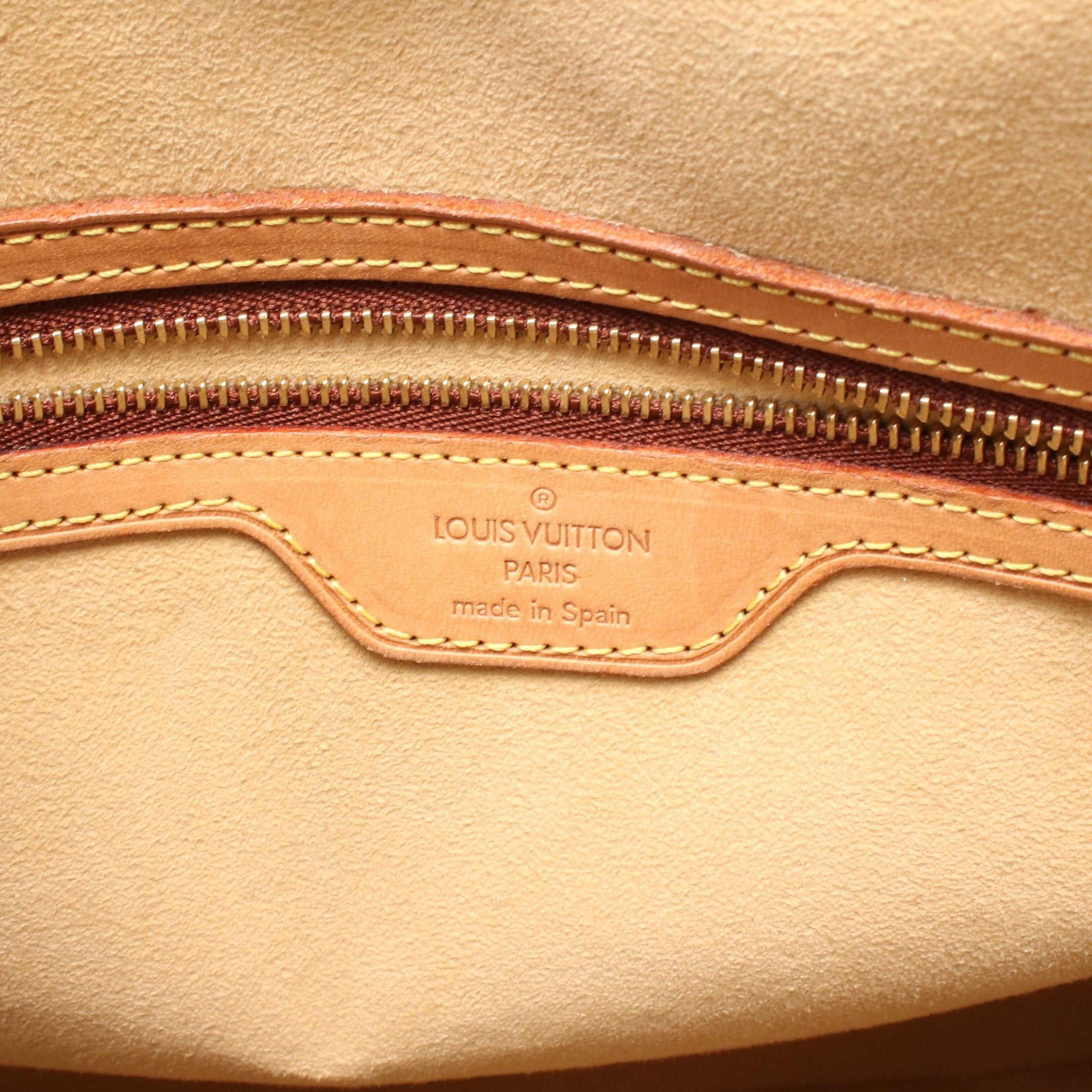 Louis Vuitton Louis Vuitton Looping Gm Monogram Shoulder Bag Leather Brown Size ONE SIZE - 4 Thumbnail