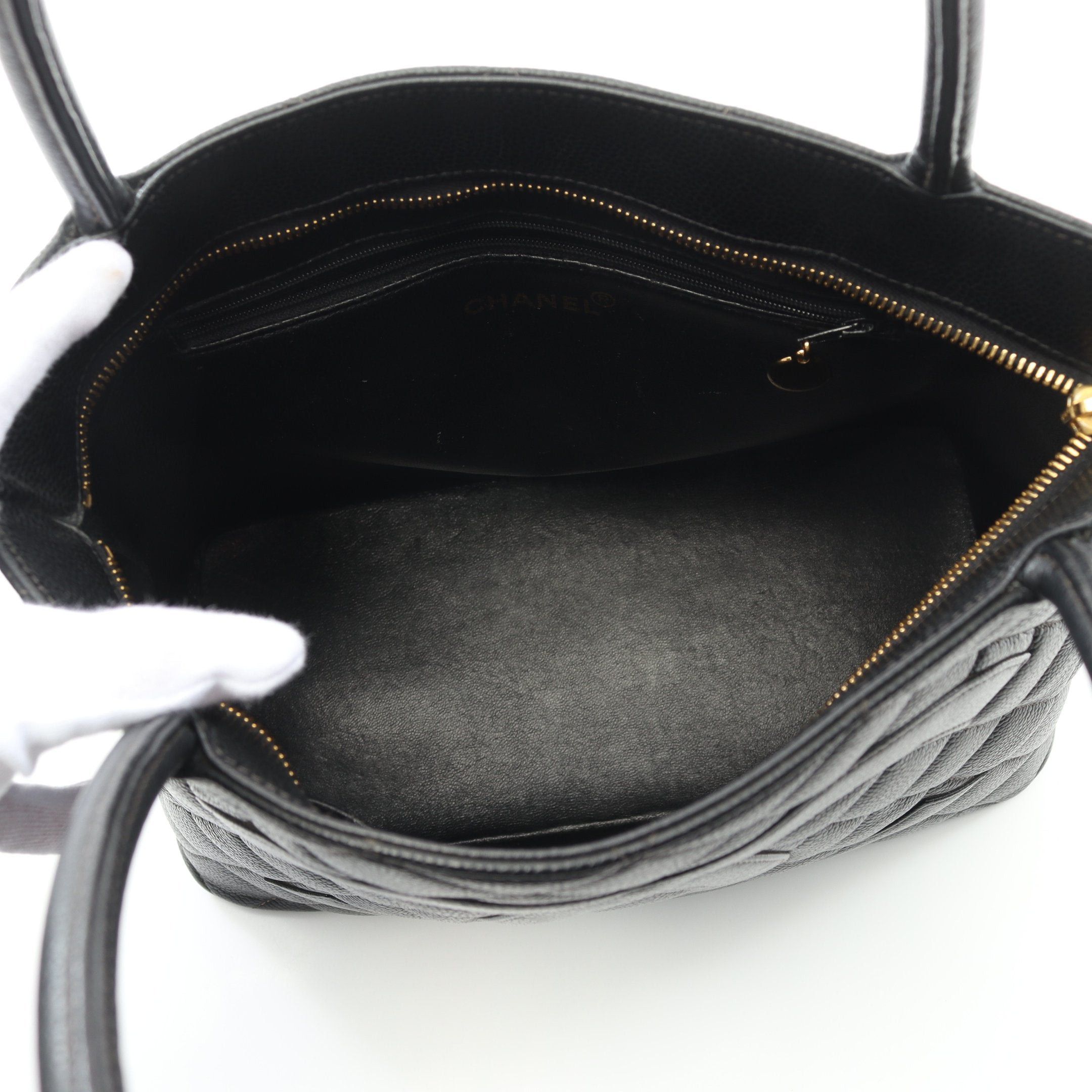 Chanel Chanel Reissue Tote Handbag Bag Caviar Skin Black Gold Hardware Size ONE SIZE - 3 Thumbnail