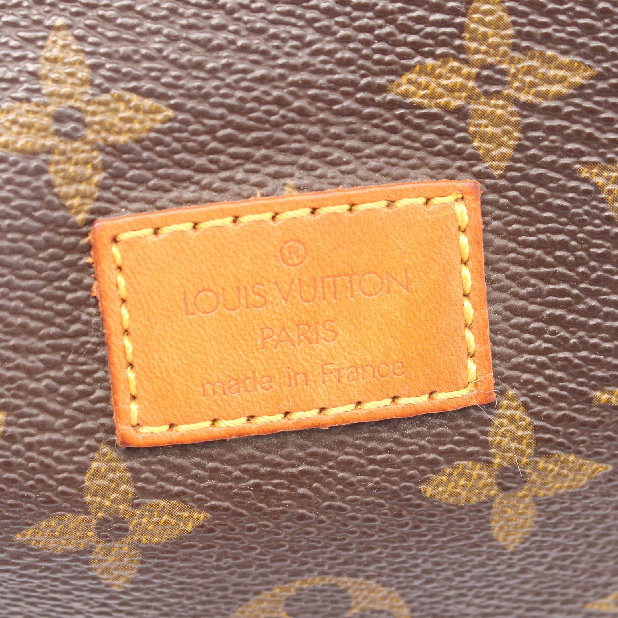 Louis Vuitton Louis Vuitton Saumur 35 Monogram Shoulder Bag Leather Brown Size ONE SIZE - 4 Thumbnail