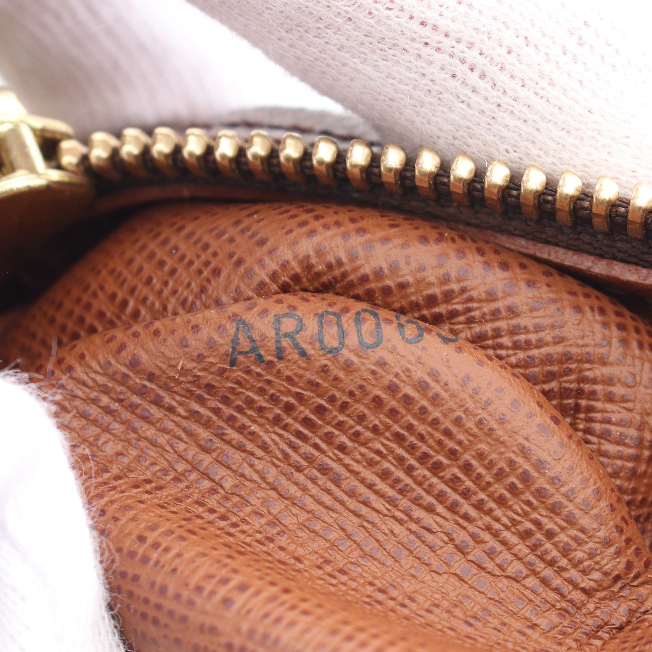 Louis Vuitton Louis Vuitton Nil Monogram Shoulder Bag Leather Brown Size ONE SIZE - 5 Thumbnail