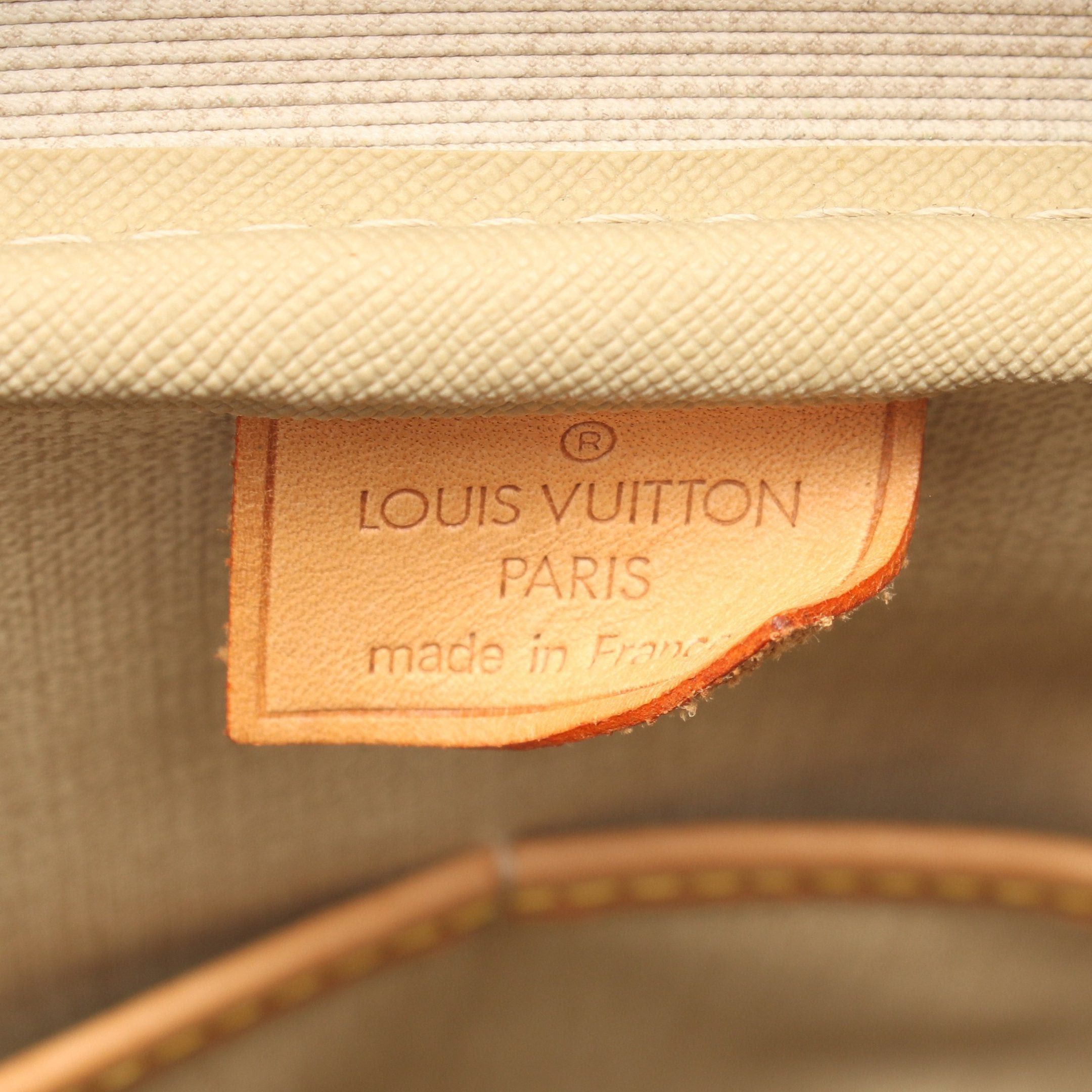 Louis Vuitton Louis Vuitton Deauville Bowling Vanity Monogram Handbag Leather Brown Size ONE SIZE - 4 Thumbnail