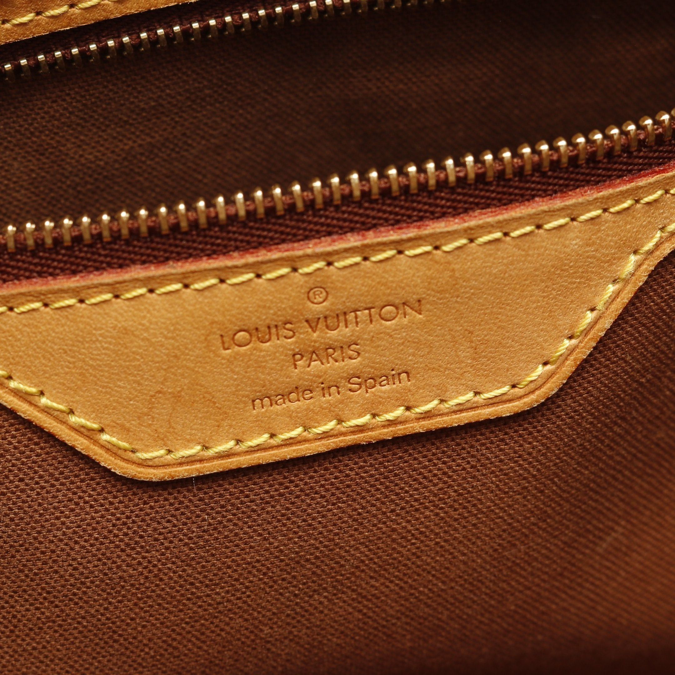 Louis Vuitton Louis Vuitton Batignolles Horizontal Monogram Shoulder Bag Leather Brown Size ONE SIZE - 4 Thumbnail