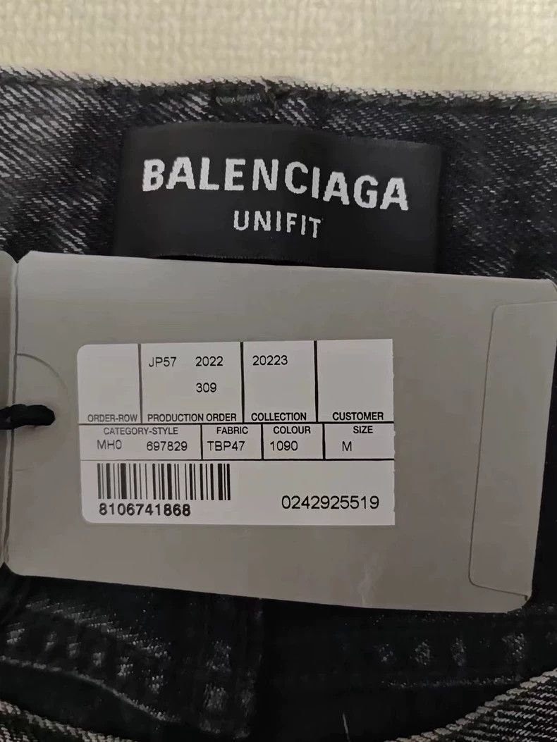 Balenciaga Balenciaga Flared Wash Destroyed Denim Pants Size US 32 / EU 48 - 4 Thumbnail