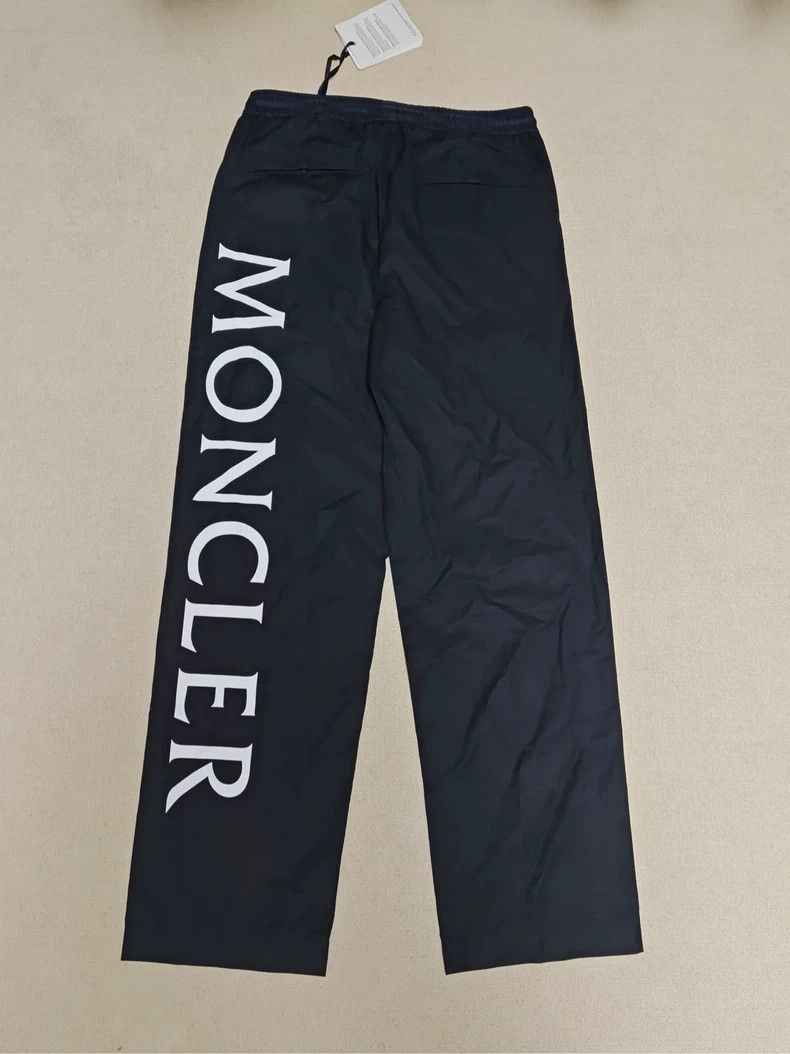 Moncler Moncler Classic Logo Loose Sport Pants Size US 44 / EU 60 - 2 Thumbnail