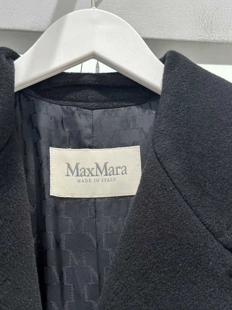 Max Mara Maxmara Black 101801 Long Coat Size US M / EU 48-50 / 2 - 5 Thumbnail