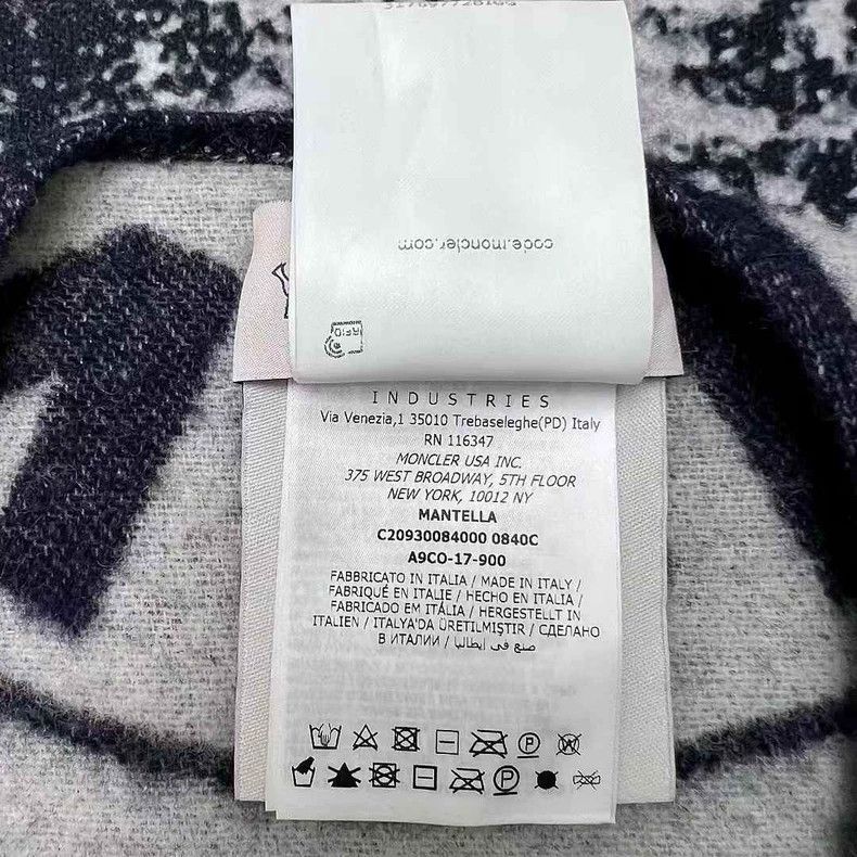 Moncler Genius Moncler Wool Cape with Removable Scarf Size US M / EU 48-50 / 2 - 4 Thumbnail