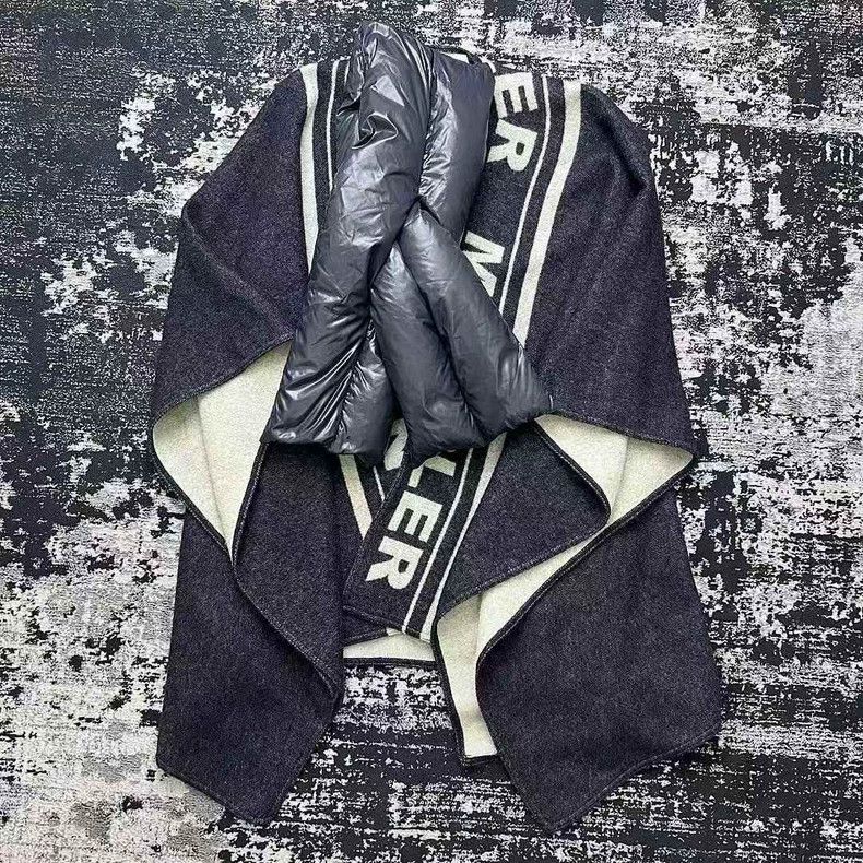 Moncler Genius Moncler Wool Cape with Removable Scarf Size US M / EU 48-50 / 2 - 5 Thumbnail