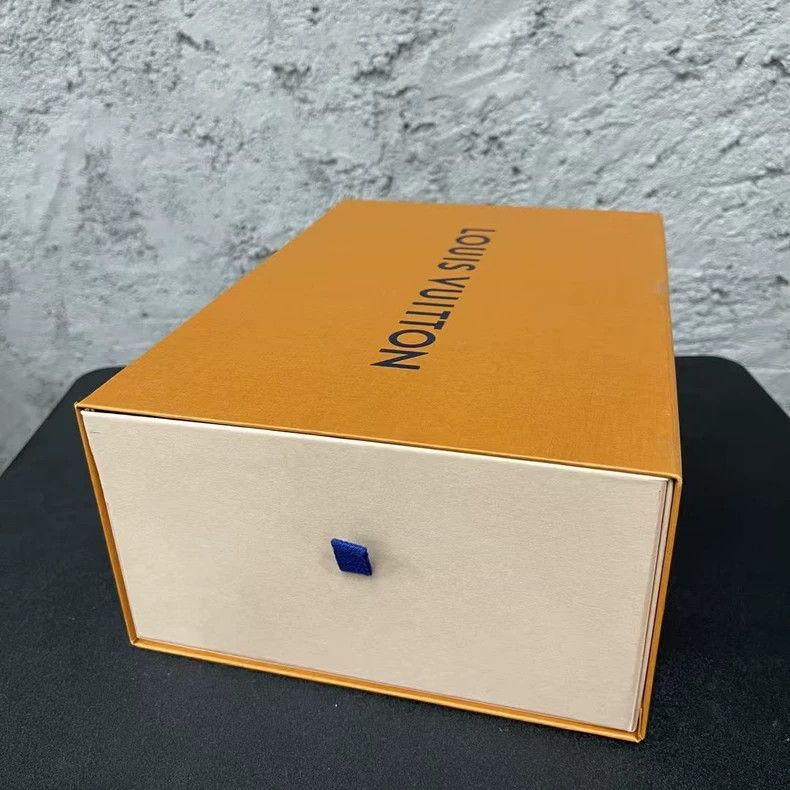 Louis Vuitton Louis Vuitton White Concrete Sneakers Size 3 Size US 5 / EU 37 - 9 Thumbnail