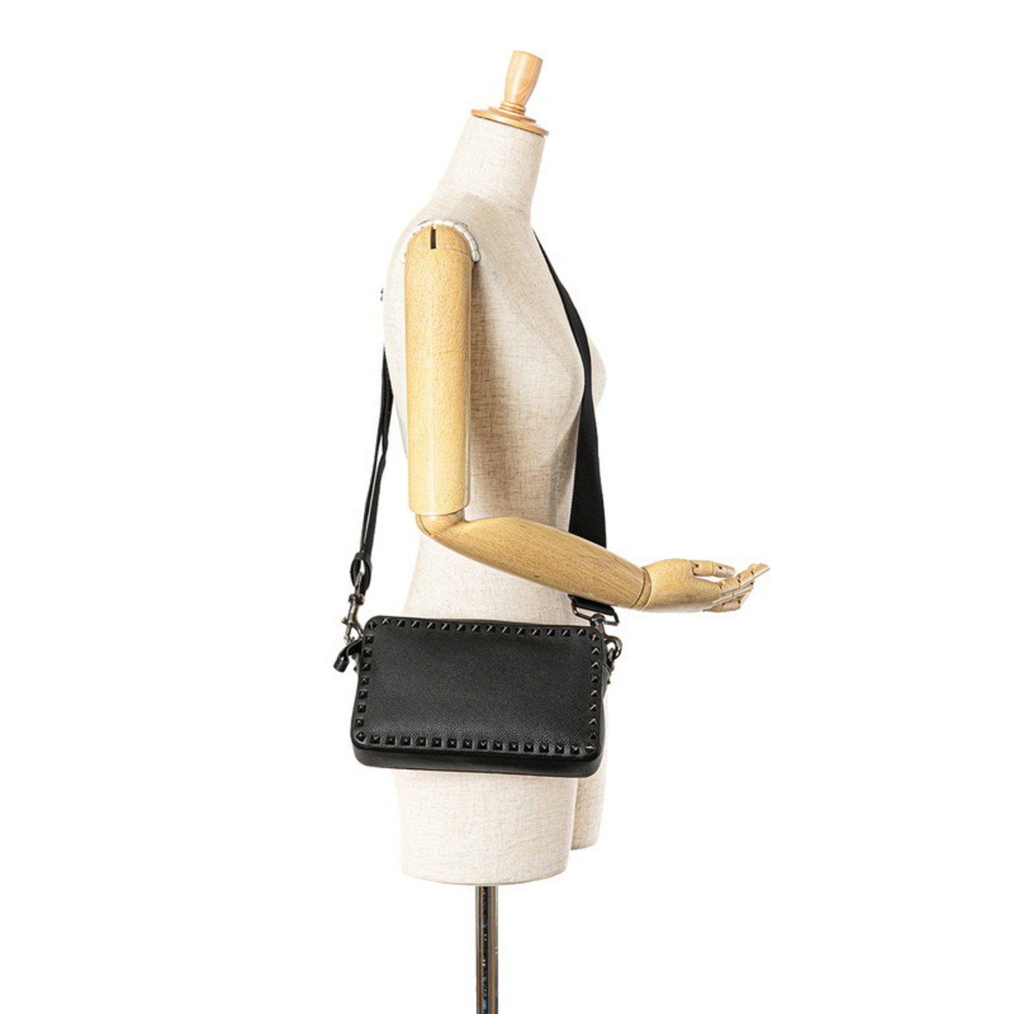Valentino Valentino Garavani Rockstud shoulder Size ONE SIZE - 7 Thumbnail