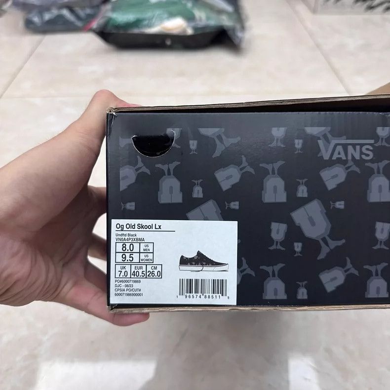 Undefeated Vans Old Skool UNDEFEATED Skate Shoes Size US 7.5 / EU 40-41 - 8 Thumbnail