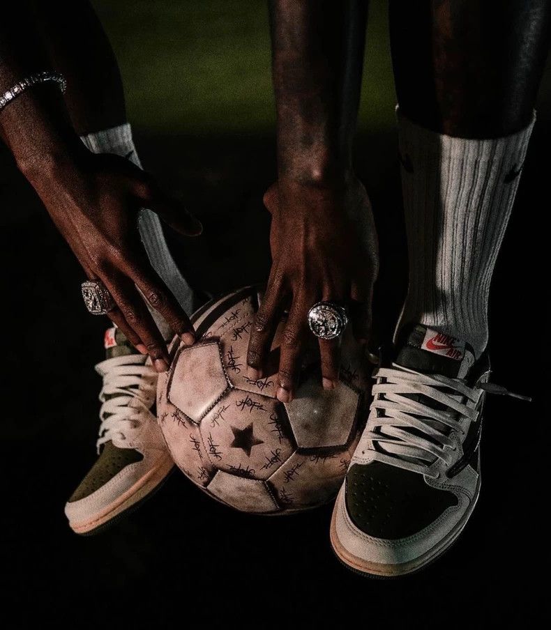 Amiri Travis Scott Utopia Soccer Kits Cactus Jack Size US M / EU 48-50 / 2 - 4 Thumbnail