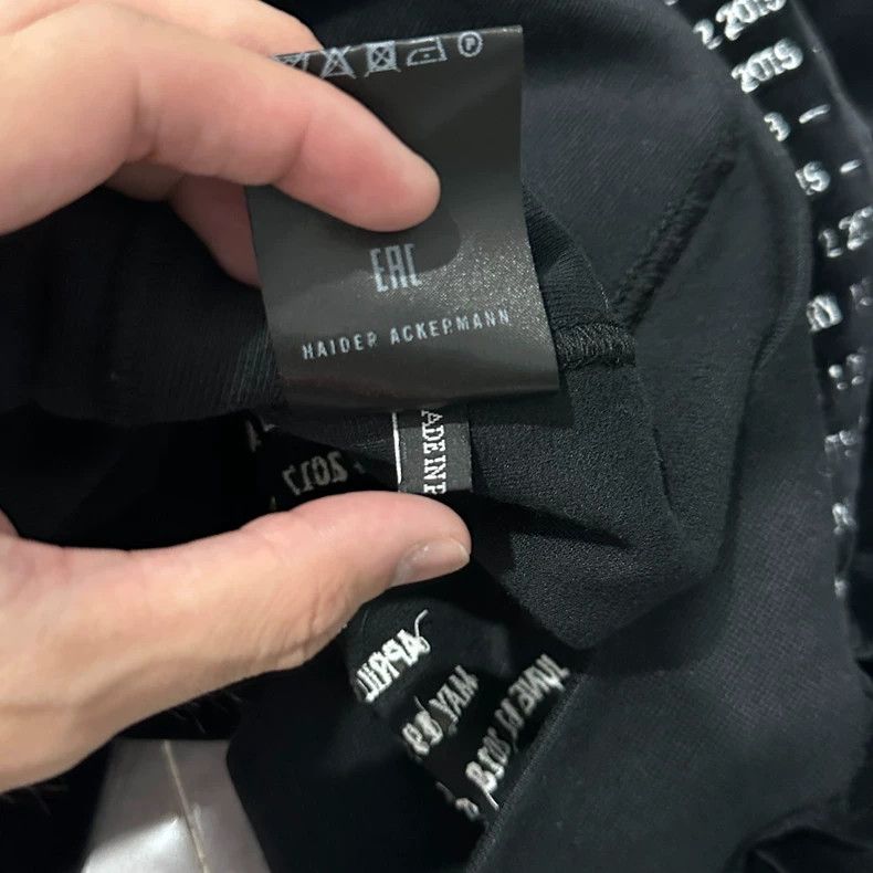 Haider Ackermann Haider Ackermann Velvet Hoodie with Japanese Embroidery Size US XL / EU 56 / 4 - 8 Thumbnail