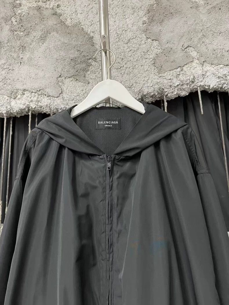 Balenciaga Balenciaga Logo Windbreaker Jacket Coat Size US M / EU 48-50 / 2 - 4 Thumbnail