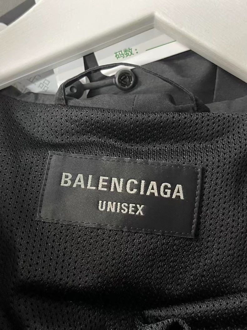 Balenciaga Balenciaga Logo Windbreaker Jacket Coat Size US M / EU 48-50 / 2 - 6 Thumbnail