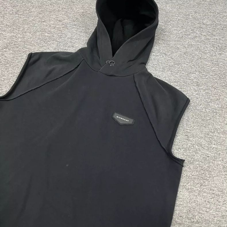 Givenchy Givenchy Sleeveless Hoodie with Logo Patch Size US XS / EU 42 / 0 - 3 Thumbnail