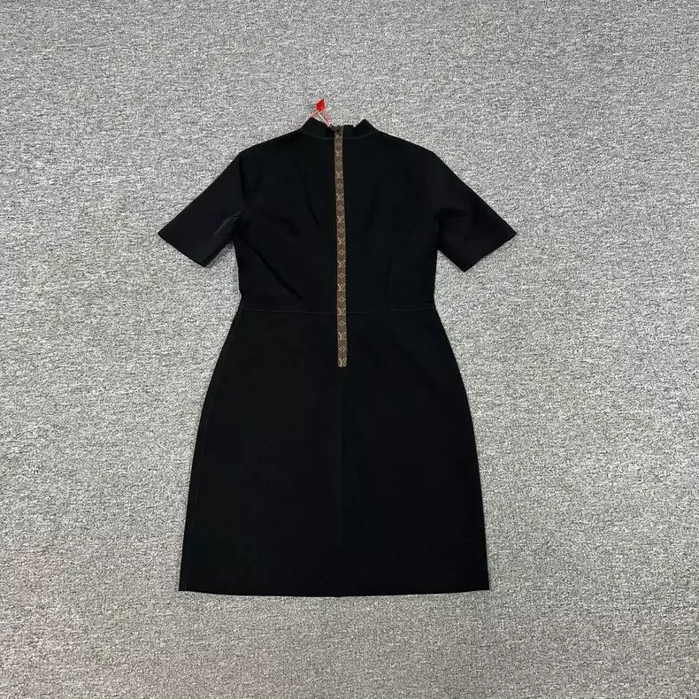 Louis Vuitton Louis Vuitton Black Knit Dress with Short Sleeves Size US 38 / EU 54 - 2 Thumbnail