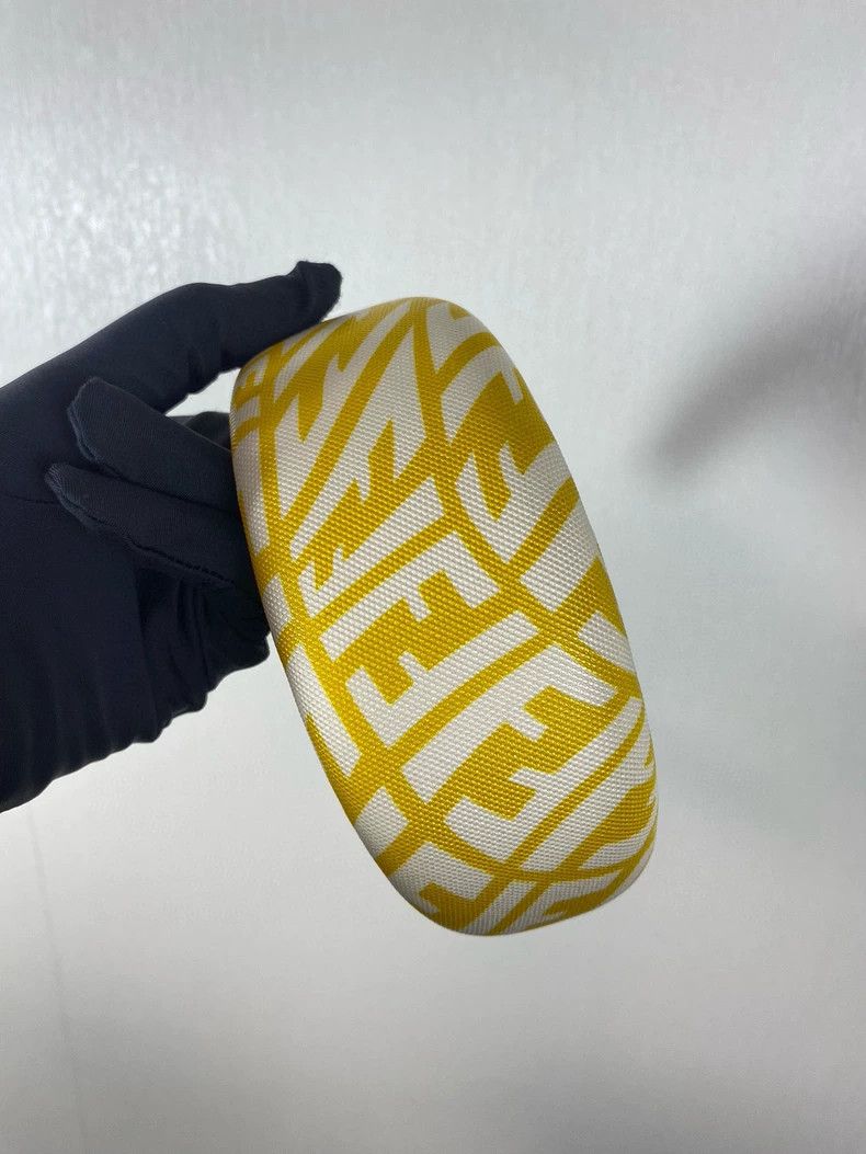 Fendi Fendi Logo Headband in Yellow and White Size ONE SIZE - 2 Thumbnail