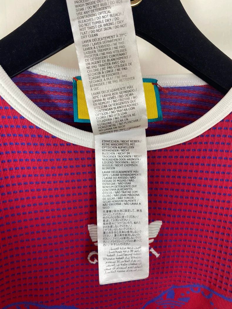 Gucci Gucci Adidas Short Sleeve Crop Top Size US M / EU 48-50 / 2 - 6 Thumbnail