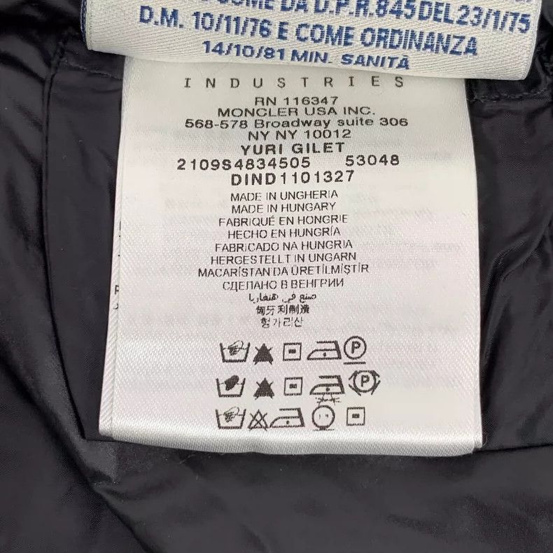 Moncler Moncler Black Padded Vest with Logo Patch Size US M / EU 48-50 / 2 - 7 Thumbnail