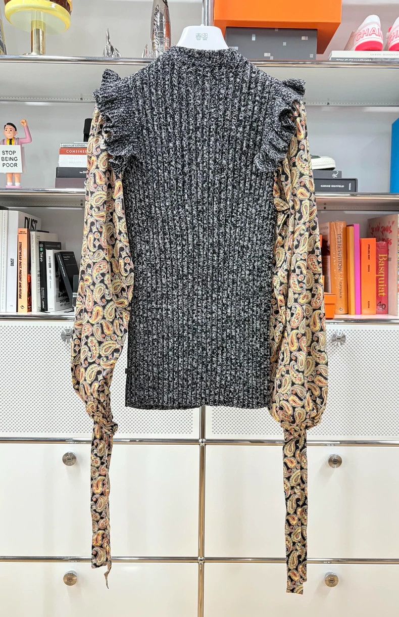 Louis Vuitton Louis Vuitton Knit Sweater With Floral Sleeves Size US M / EU 48-50 / 2 - 6 Thumbnail