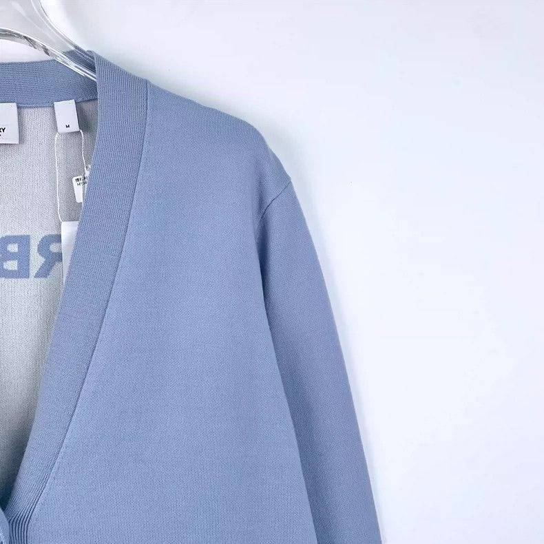 Burberry Burberry Blue V-Neck Wool Cardigan With Buttons Size US M / EU 48-50 / 2 - 3 Thumbnail